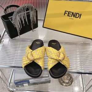 Fendi Flat Slides